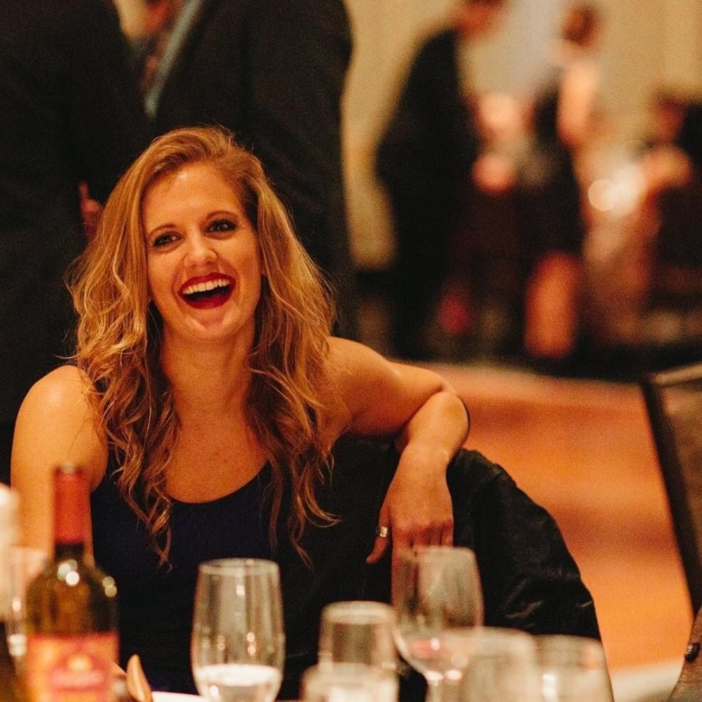 Meet your Posher, Caitlin